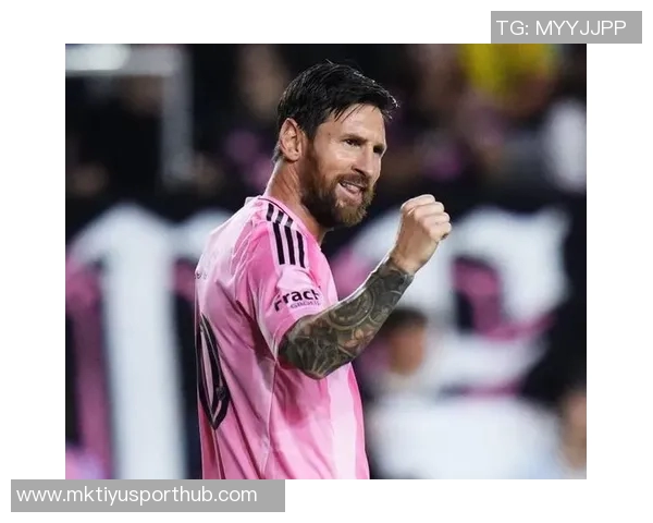 梅西备战美职联总决赛最后一练展示训练装备期待精彩对决 梅西备战美职联总决赛最后一练展示训练装备期待精彩对决