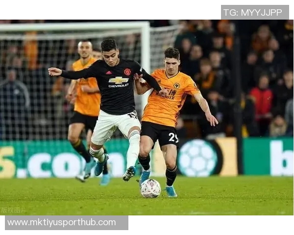 瑞士天空报道那不勒斯冬窗计划租借梅努以增加其出场机会